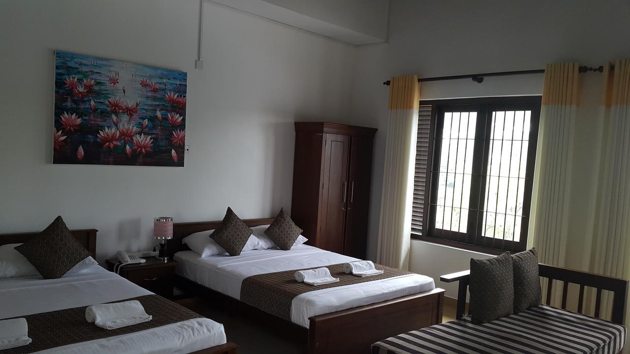 Sarvodaya Samma Vaasa Residence Kandy Exteriör bild