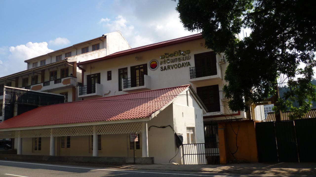 Sarvodaya Samma Vaasa Residence Kandy Exteriör bild